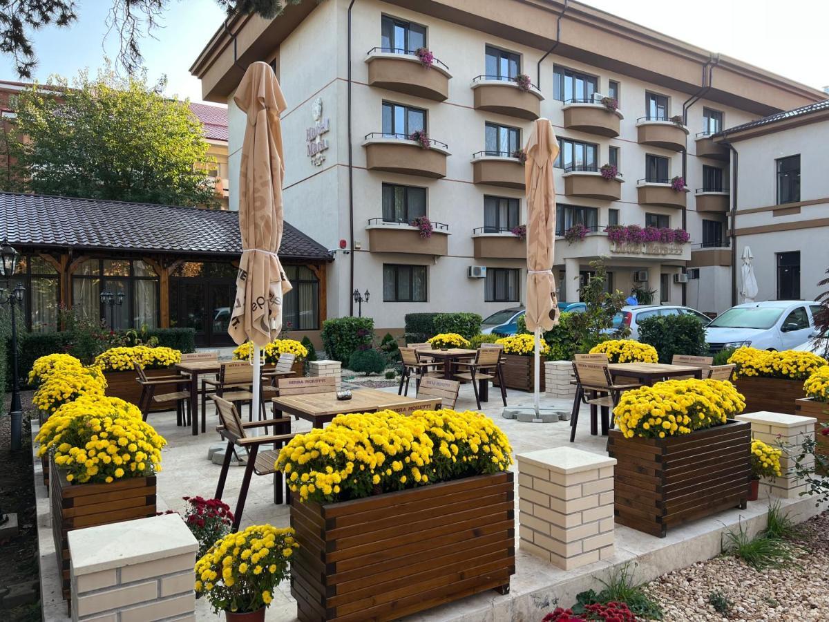 Hotel Mara Брэила Экстерьер фото