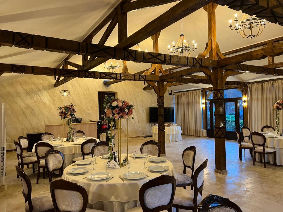 Hotel Mara Брэила Экстерьер фото