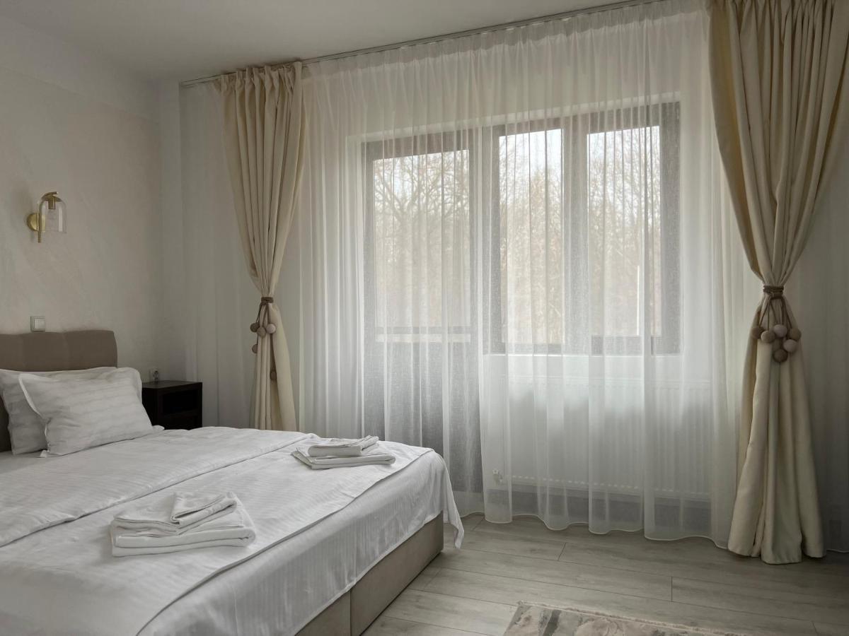 Hotel Mara Брэила Экстерьер фото