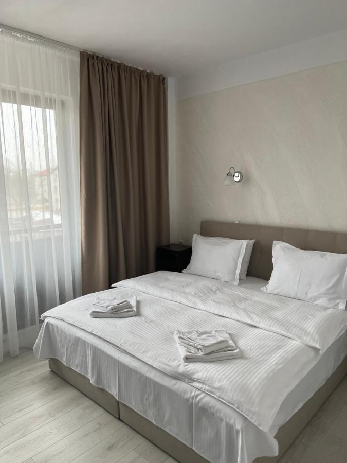 Hotel Mara Брэила Экстерьер фото